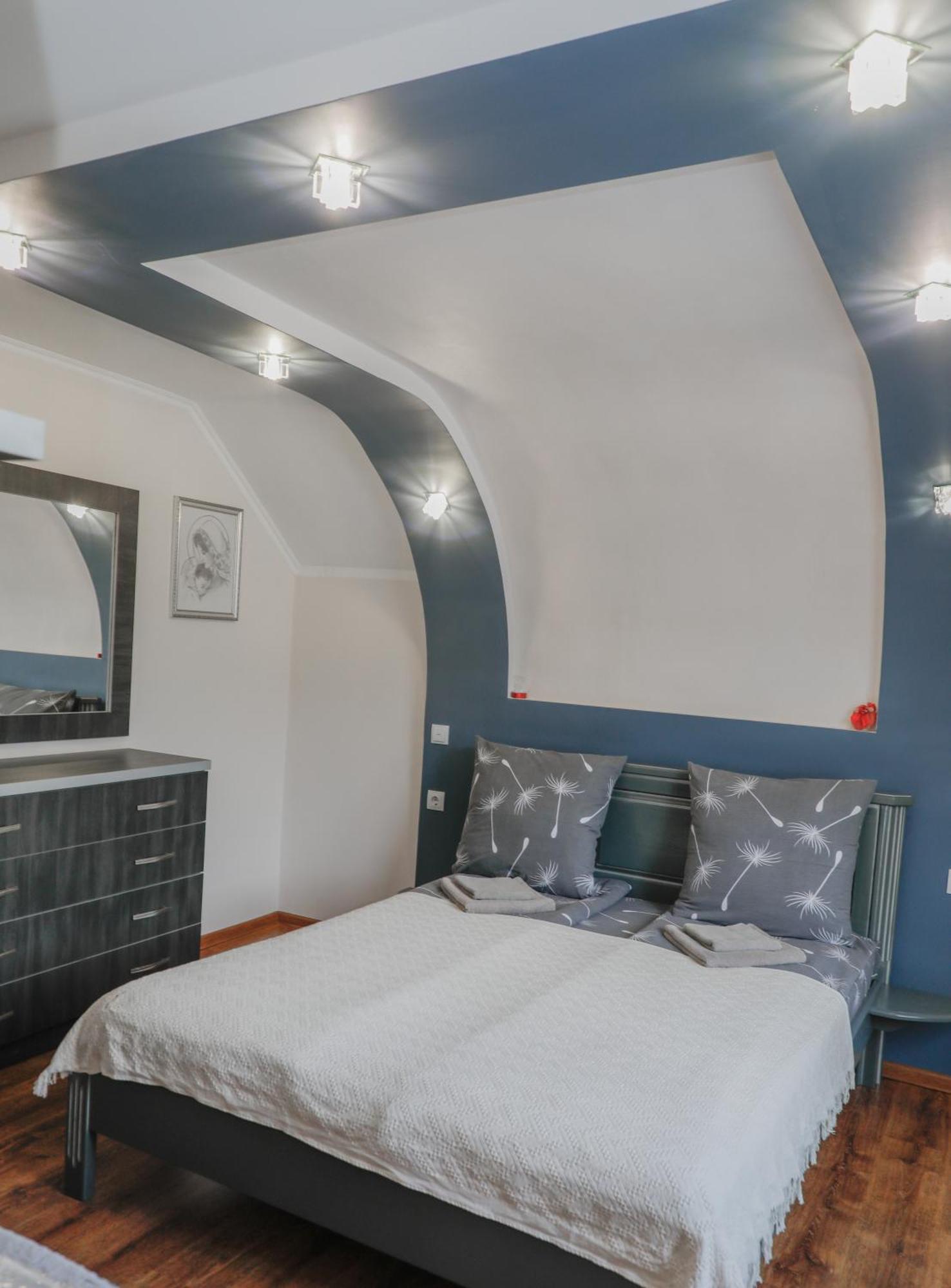 Фенікс Hotel Yaremche Luaran gambar
