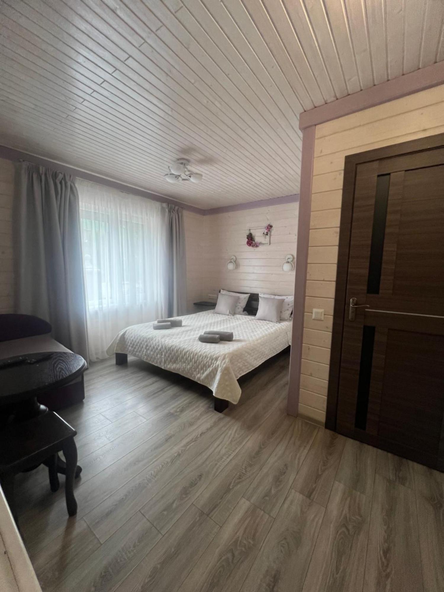Фенікс Hotel Yaremche Luaran gambar