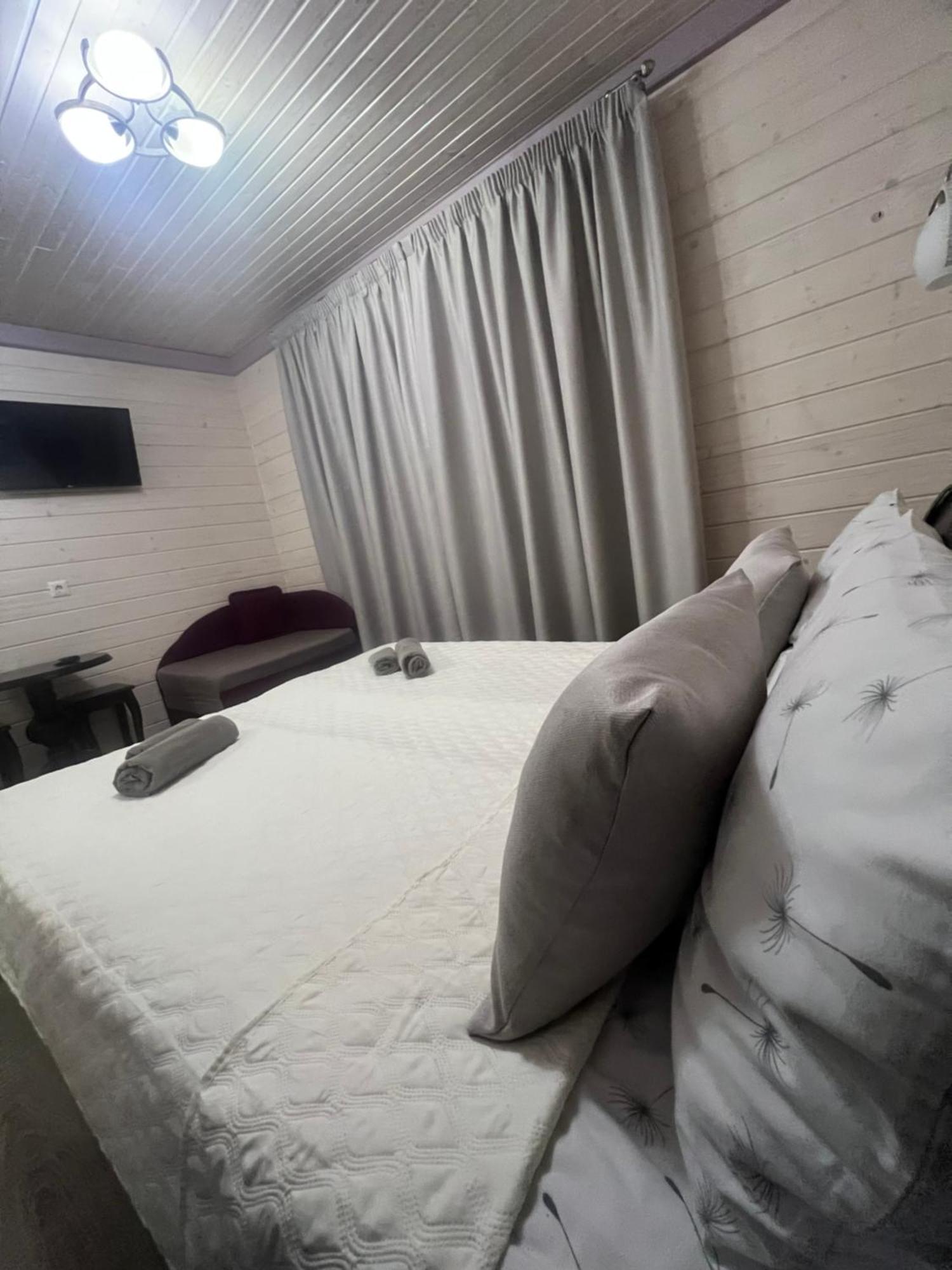 Фенікс Hotel Yaremche Luaran gambar